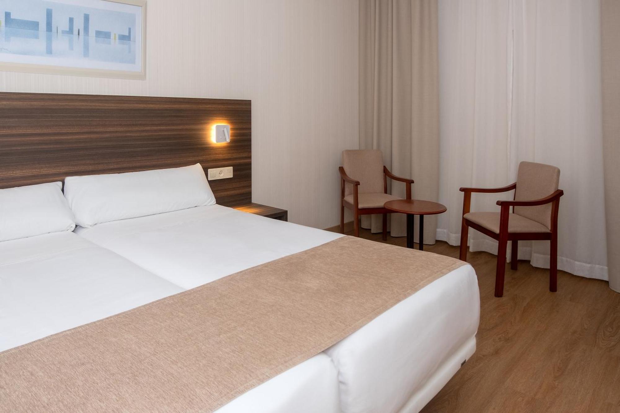 Hotel Belcaire La Vall d'Uixo Bagian luar foto