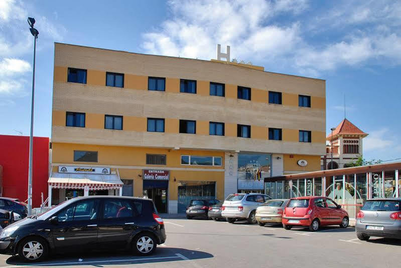 Hotel Belcaire La Vall d'Uixo Bagian luar foto
